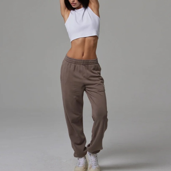 Rare Talentless Women’s Lightweight Sweatpants - Picture 4 of 4